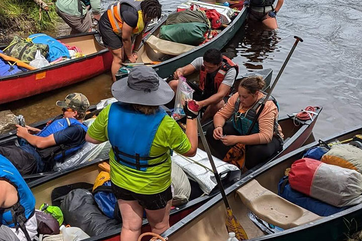 Unloading at portage